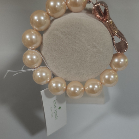 Kate Spade Pearl Bracelet with Rose Gold Bow - Picture 4 of 5